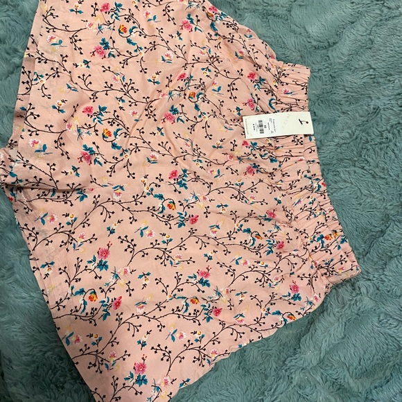 francesca’s pink floral 2 piece set - Picture 3 of 4